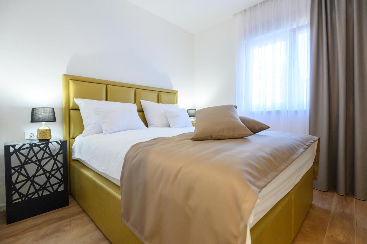 Luxury Apartments Leonika بيبينيا المظهر الخارجي الصورة