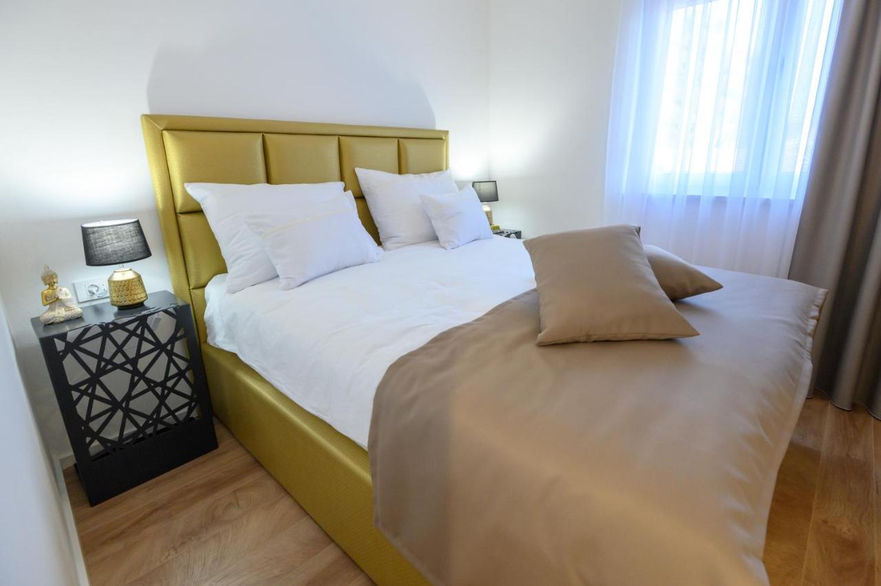 Luxury Apartments Leonika بيبينيا المظهر الخارجي الصورة