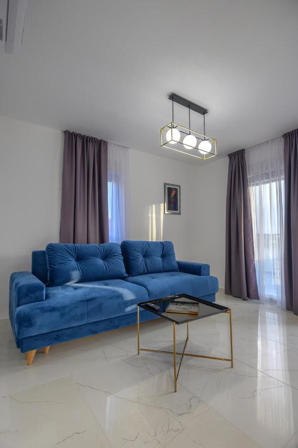 Luxury Apartments Leonika بيبينيا المظهر الخارجي الصورة