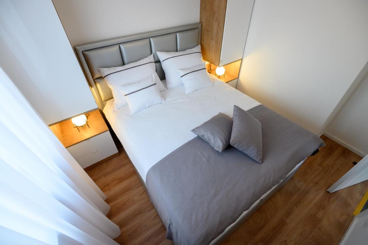 Luxury Apartments Leonika بيبينيا المظهر الخارجي الصورة